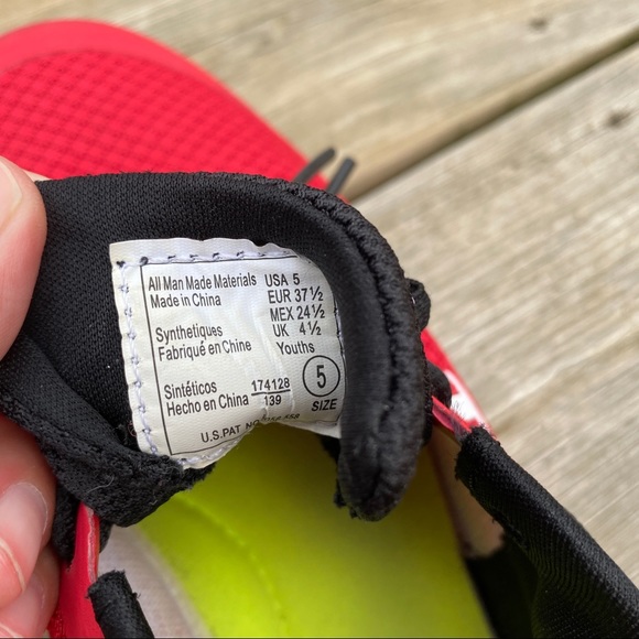 Women’s Red Champion Running Shoes - Picture 8 of 8